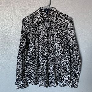 EUC, Chaps Women’s Medium Long Sleeve Collared Blouse in Animal Print